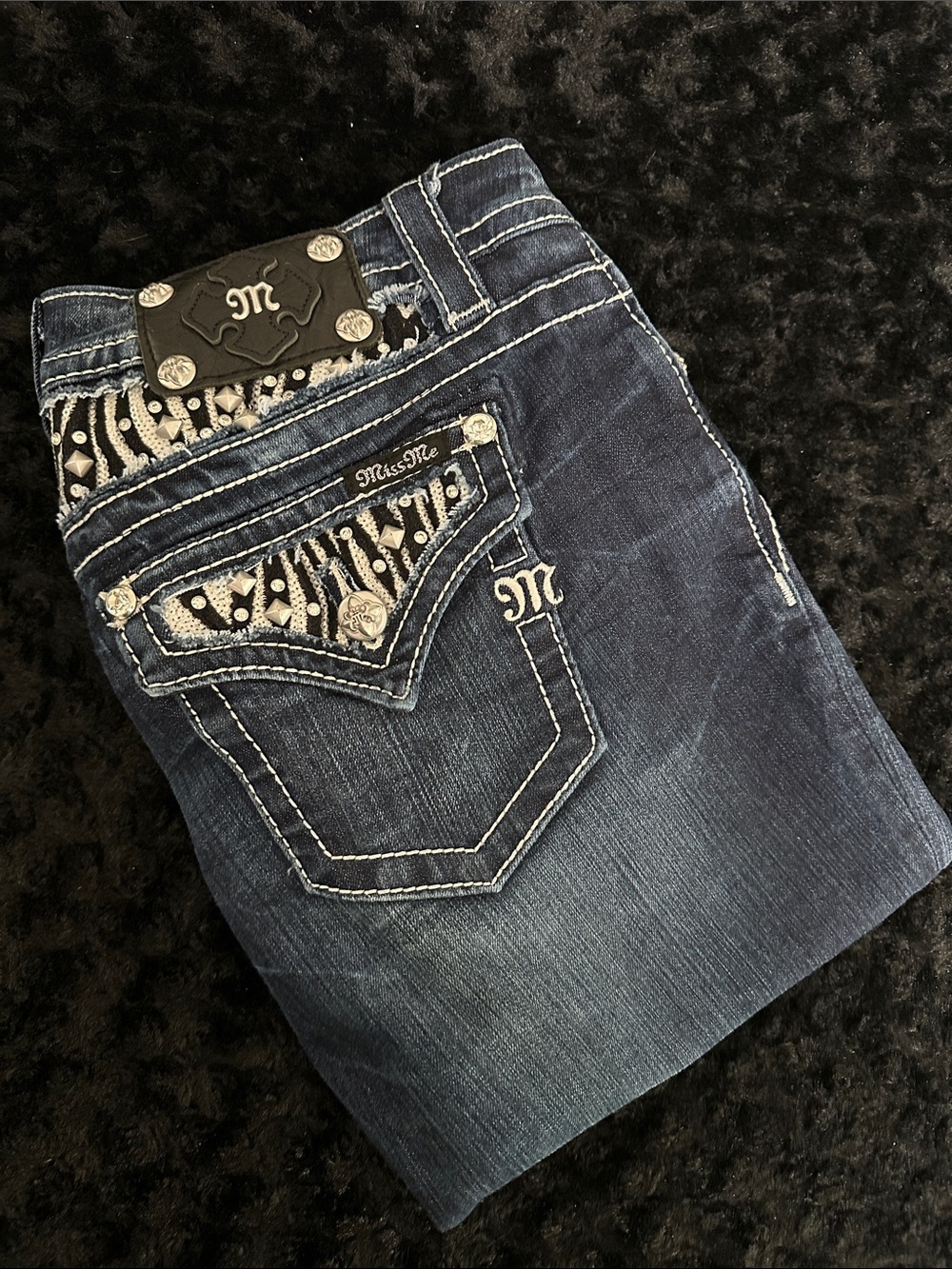 Miss Me mid rise skinny animal print flap pocket jeans Sz 29